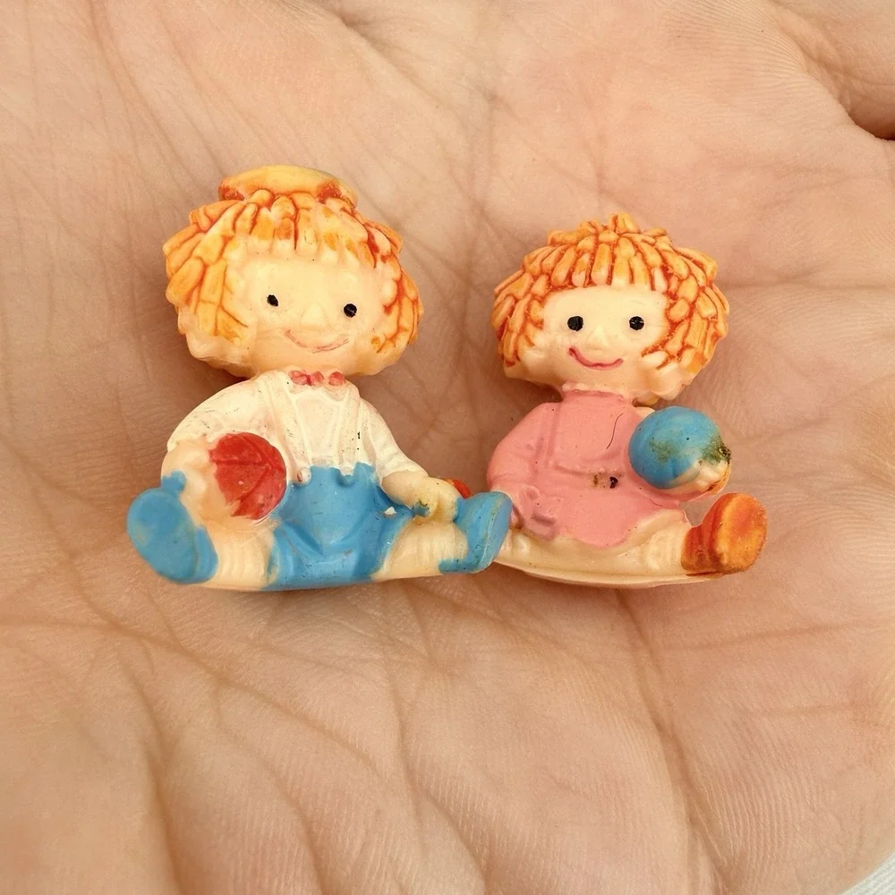 Vintage Miniatures Dollhouse Tiny‎ Raggedy Ann & Andy Plastic Dolls Set Decor